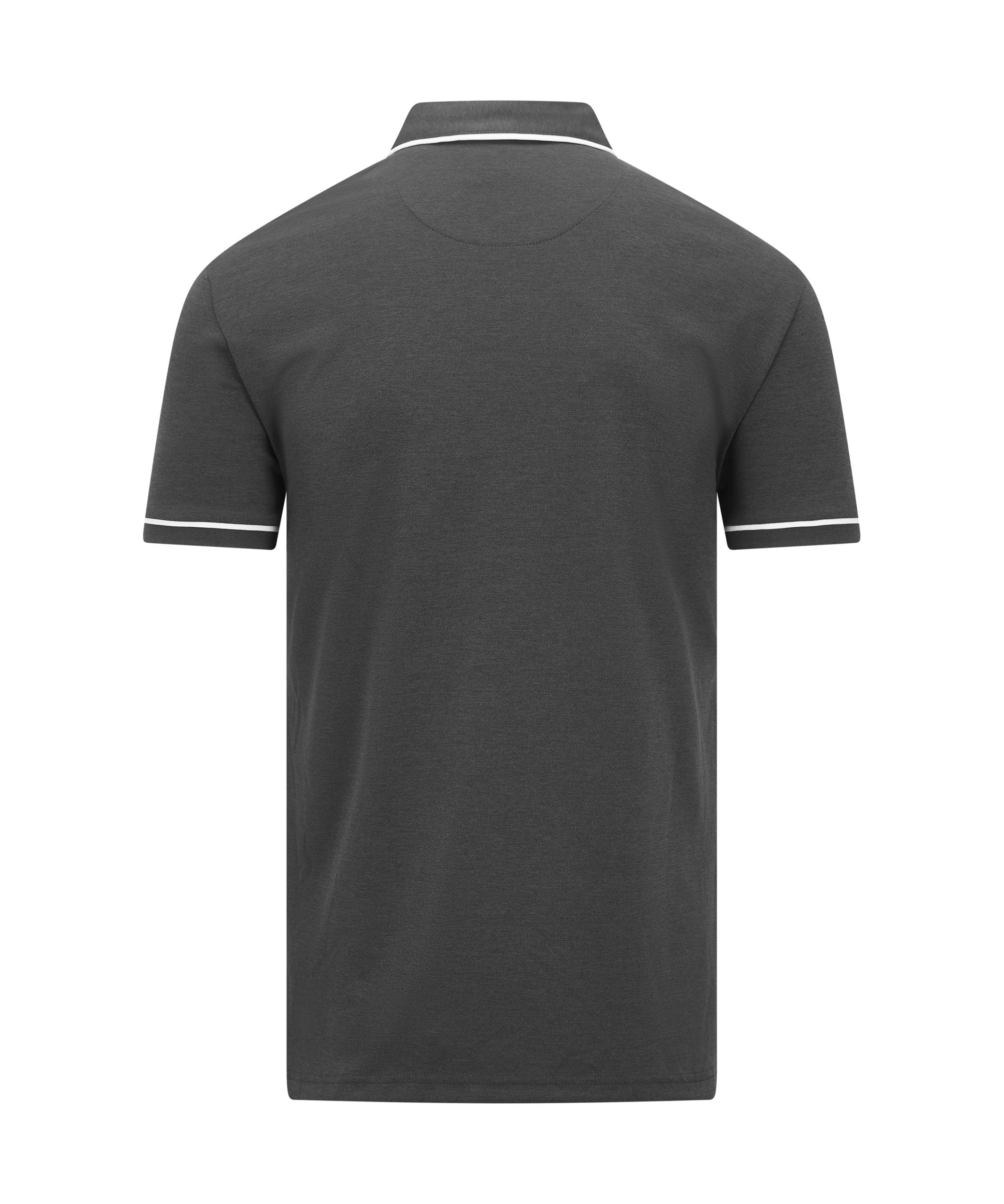 Performance Earl Polo